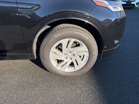 Used 2024 Land Rover Discovery Sport S image 29