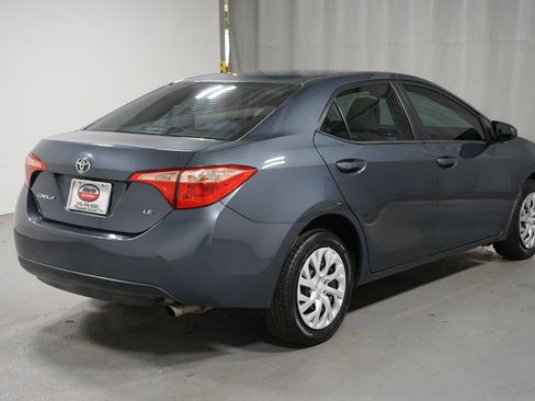 Used 2018 Toyota Corolla LE FWD image 8