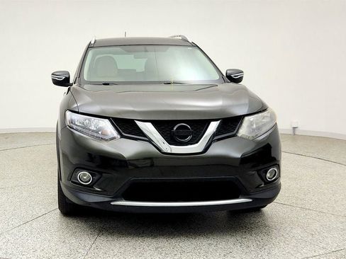 Used 2016 Nissan Rogue SV AWD/4WD image 2