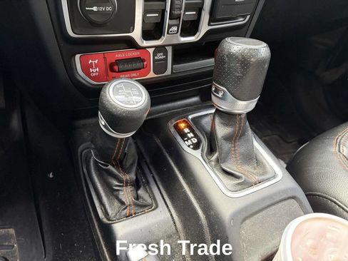 Used 2021 Jeep Gladiator Mojave AWD/4WD image 16