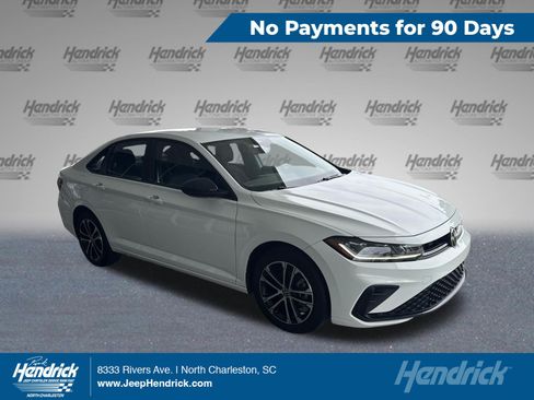 Used 2025 Volkswagen Jetta Sport FWD image 1