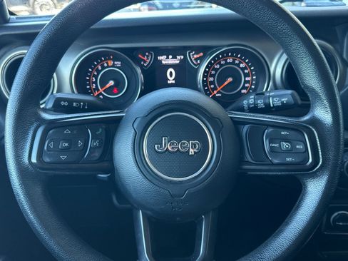 Used 2019 Jeep Wrangler Unlimited Sport AWD/4WD image 22