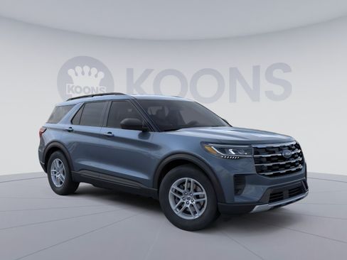 New 2026 Ford Explorer Active AWD/4WD image 10