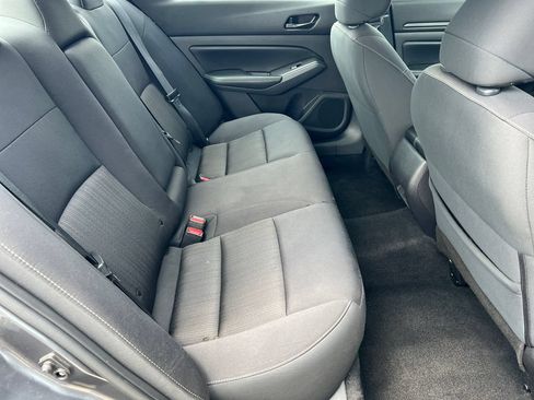 Used 2025 Nissan Altima 2.5 SV FWD image 10