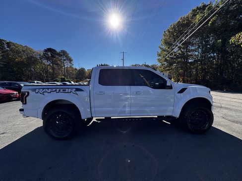 Used 2017 Ford F150 Raptor w/ Equipment Group 802A Luxury image 3