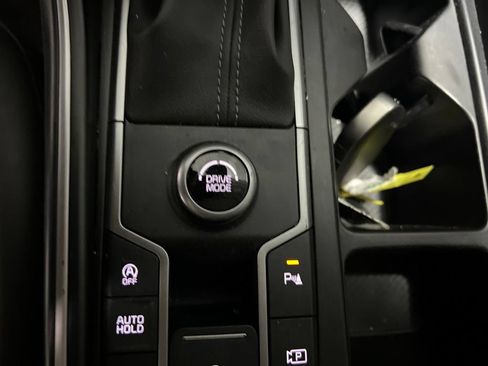 Used 2024 Kia Sorento S w/ Panoramic Sunroof Package FWD image 28