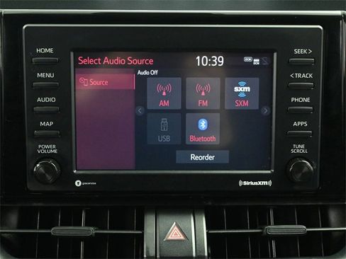 Used 2022 Toyota RAV4 SE image 28