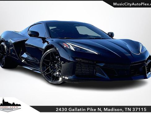 Used 2025 Chevrolet Corvette Z06 w/ Battery Protection Package image 1