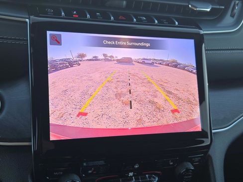 New 2025 Jeep Grand Cherokee L Limited RWD image 35