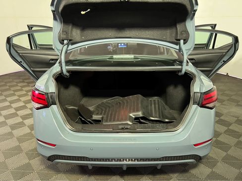 Used 2024 Nissan Sentra SV FWD image 24