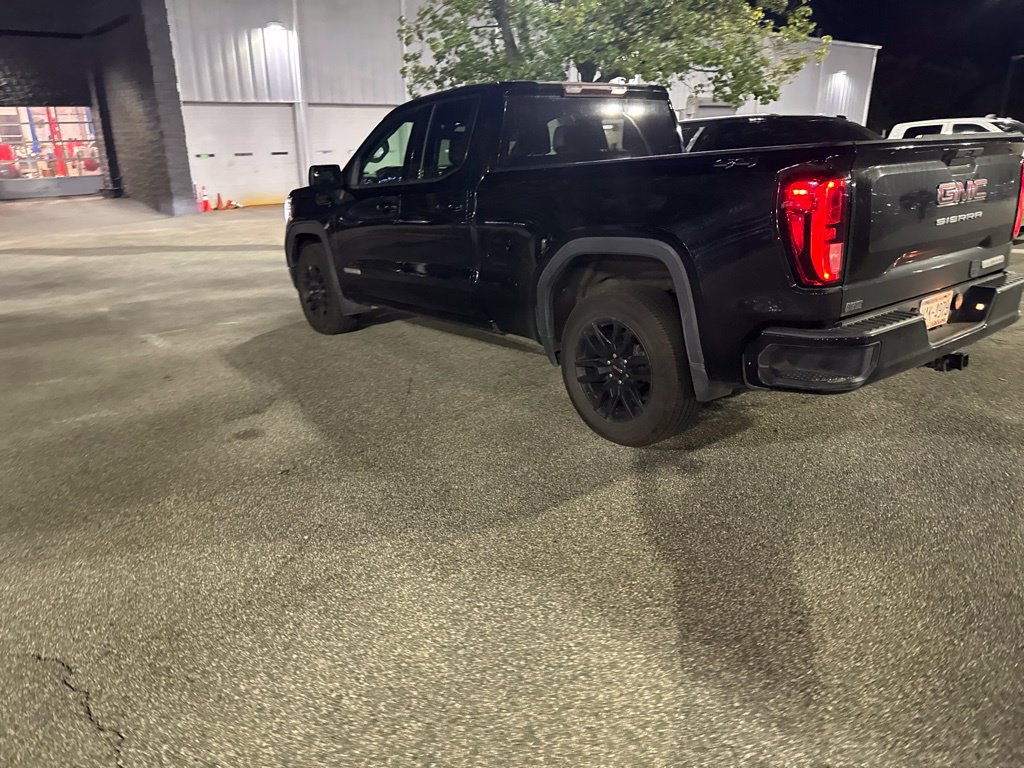 Used 2020 GMC Sierra 1500 Elevation w/ Elevation Value Package AWD/4WD image 14