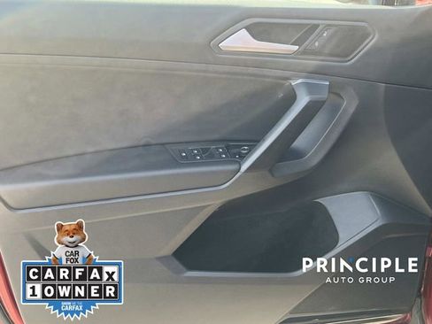 Certified 2021 Volkswagen Tiguan SE image 12