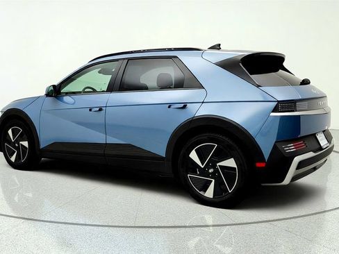 Used 2025 Hyundai Ioniq 5 SEL RWD image 7