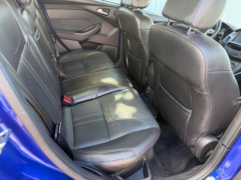 Used 2013 Ford Focus Titanium w/ Titanium Handling Pkg FWD image 12