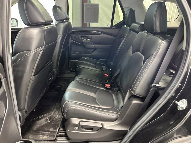 Certified 2025 Honda Pilot Touring image 19