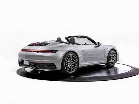 Certified 2022 Porsche 911 Carrera image 7