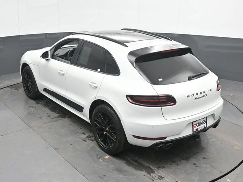 Used 2018 Porsche Macan GTS w/ Premium Package Plus AWD/4WD image 40