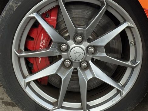 Used 2025 Dodge Charger R/T Scat Pack w/ Track Pack image 9