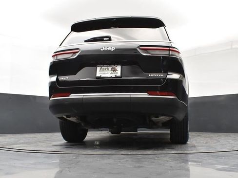 Used 2025 Jeep Grand Cherokee L Limited w/ Luxury Tech Group II AWD/4WD image 23