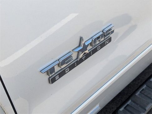 Used 2017 Chevrolet Silverado 2500 LT w/ Texas Edition image 16