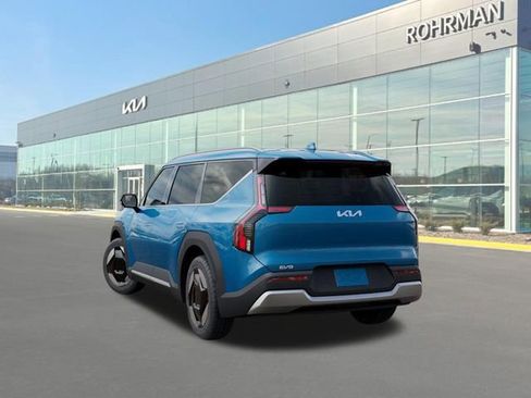 New 2026 Kia EV9 Wind image 4