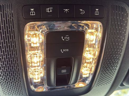 Certified 2025 Mercedes-Benz GLS 450 4MATIC image 39