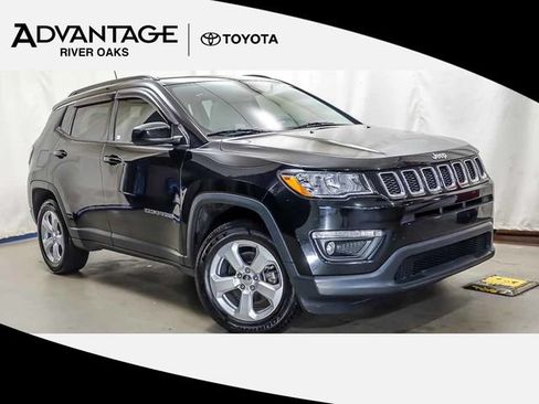 Used 2021 Jeep Compass Latitude w/ Sun and Sound Group AWD/4WD image 1