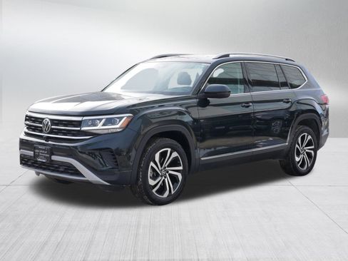 Used 2021 Volkswagen Atlas SEL Premium image 3