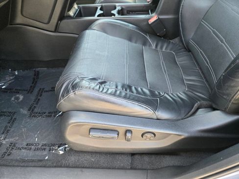 Used 2021 Honda CR-V EX-L image 10