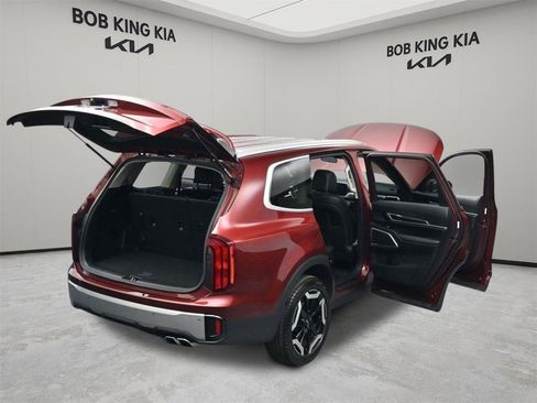Used 2024 Kia Telluride S w/ S Sunroof Package image 27
