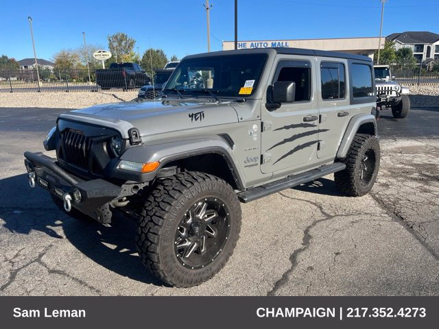 Used 2022 Jeep Wrangler Unlimited Sahara w/ LED Lighting Group AWD/4WD image 2