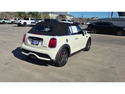 Used 2022 MINI Cooper S w/ Driver Assistance Package image 8