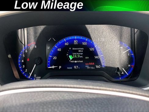 Certified 2021 Toyota Corolla XSE FWD image 2