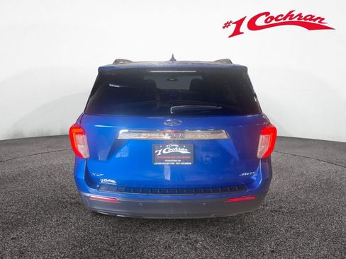 Used 2023 Ford Explorer XLT image 18