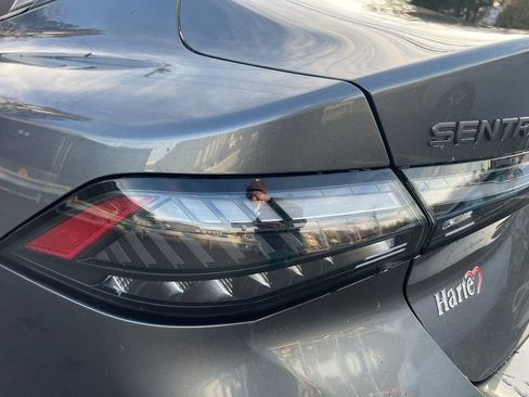 New 2026 Nissan Sentra SV w/ SV Convenience Package FWD image 17