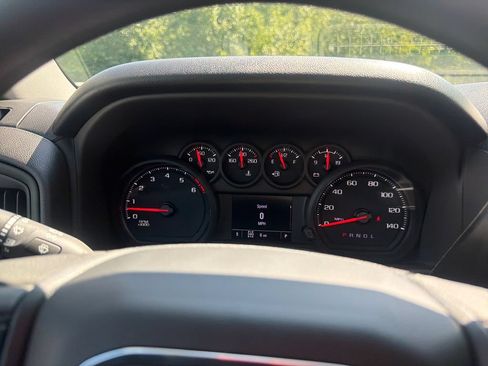 New 2026 GMC Sierra 2500 Pro w/ X31 Off-Road Package AWD/4WD image 17