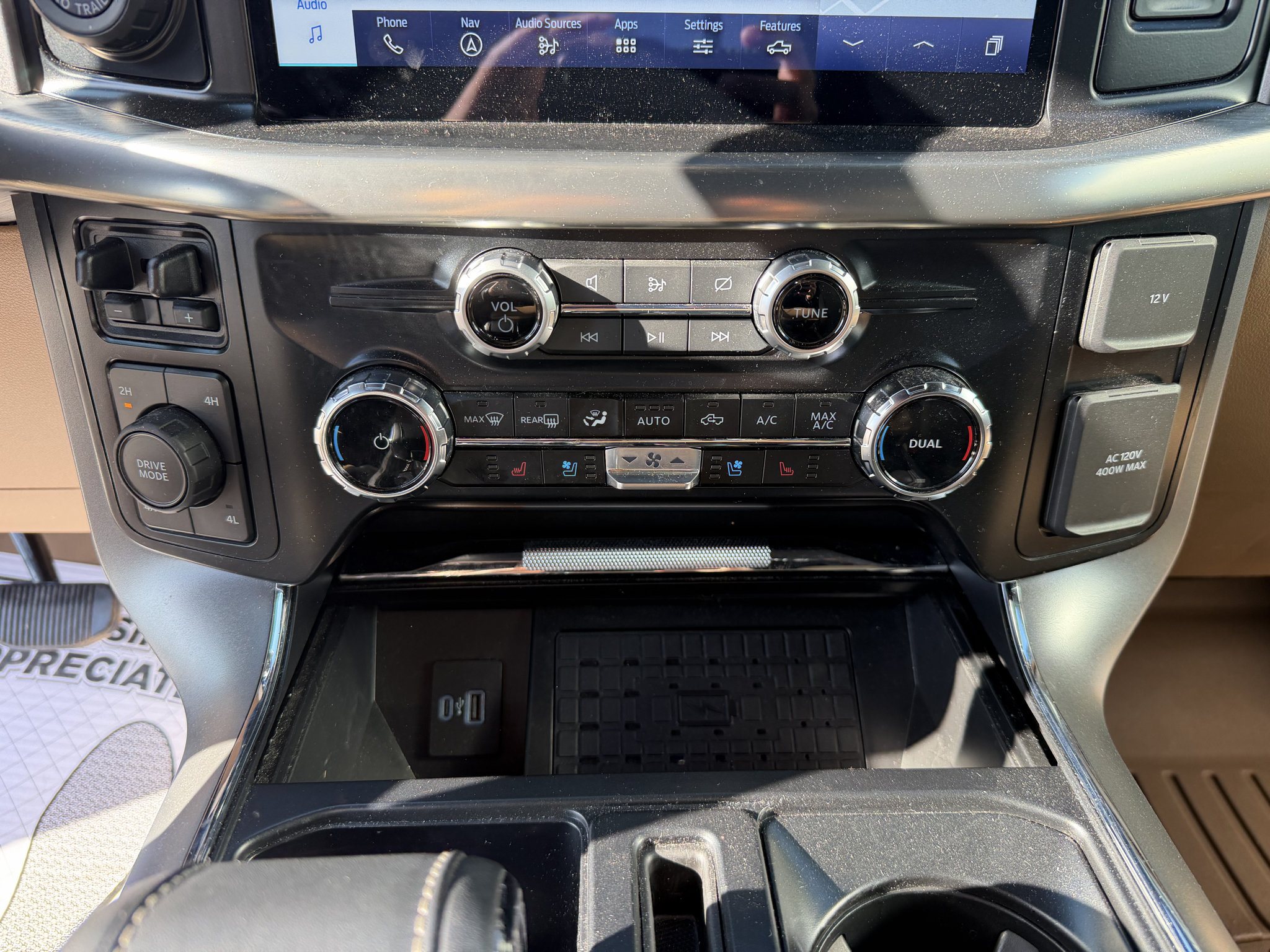 Used 2023 Ford F150 Lariat w/ Trailer Tow Package AWD/4WD image 18