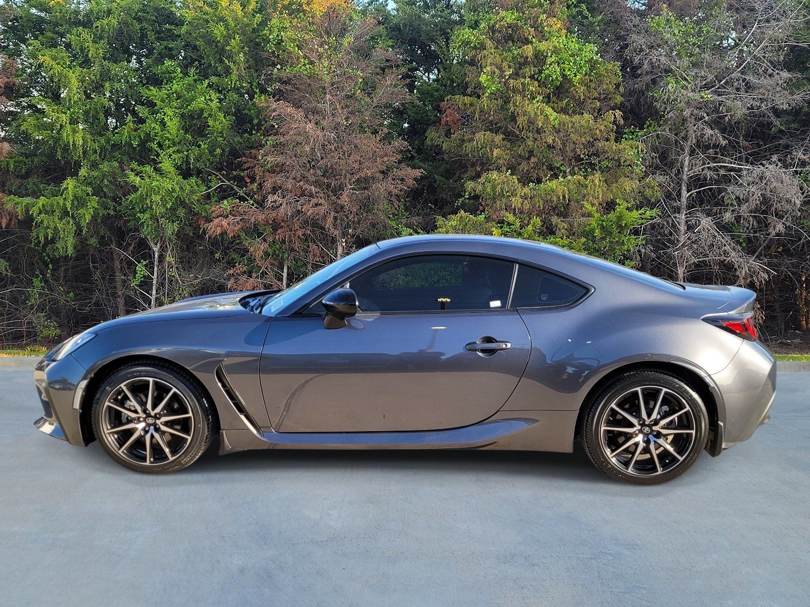 Used 2023 Toyota GR86 RWD image 21