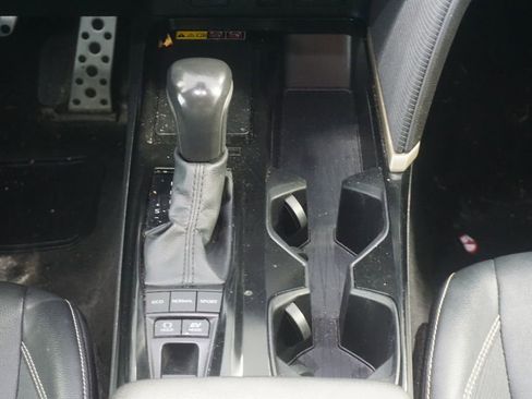 Used 2025 Toyota Camry SE FWD image 27