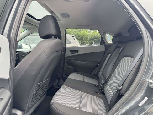 Used 2020 Hyundai Kona SEL Plus FWD image 9