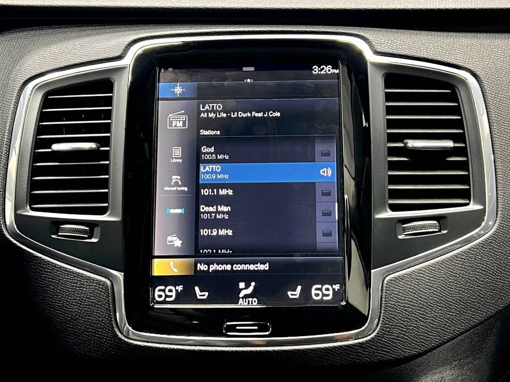 Used 2020 Volvo XC90 T6 Momentum AWD/4WD image 26