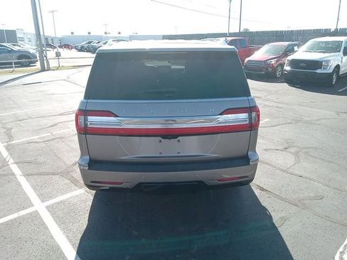 Used 2020 Lincoln Navigator Reserve w/ Luxury Package image 6