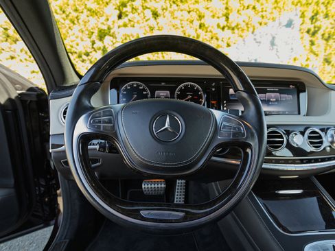 Used 2015 Mercedes-Benz S 550 Sedan image 9