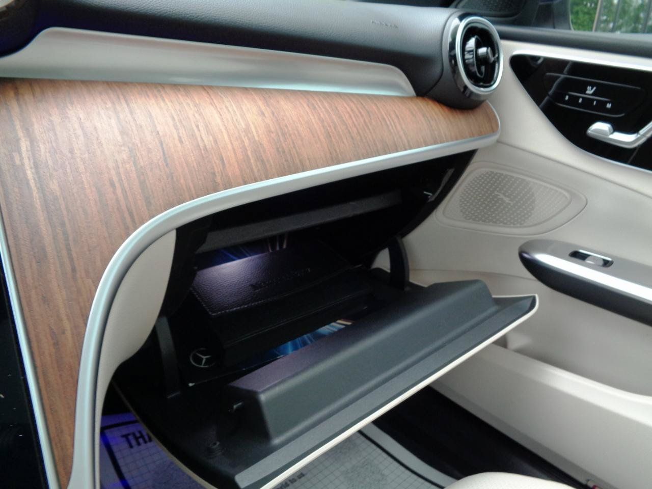 Used 2023 Mercedes-Benz C 300 4MATIC Sedan image 17