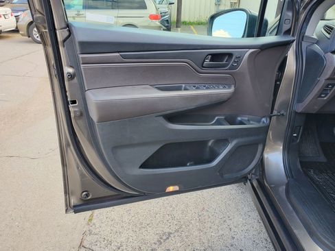 Used 2019 Honda Odyssey EX-L image 15