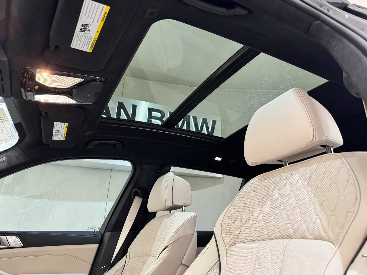 Used 2026 BMW X5 xDrive50e AWD/4WD image 15