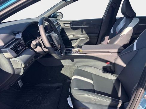 New 2026 Toyota Camry SE FWD image 12