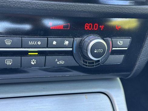 Used 2011 BMW 535i Sedan image 28