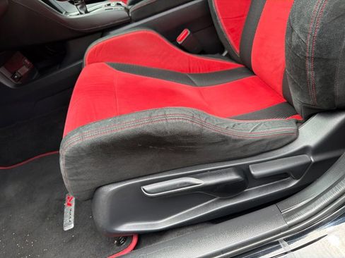 Used 2019 Honda Civic Type R image 13