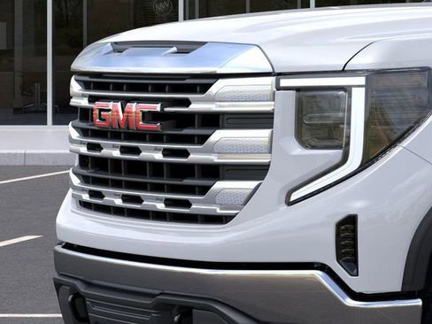 New 2026 GMC Sierra 1500 SLE image 14